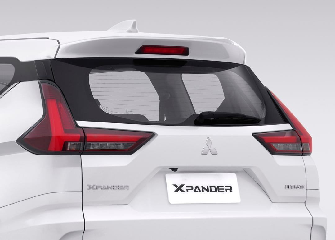 New Xpander Lampu Belakang Bentuk T-Shape
